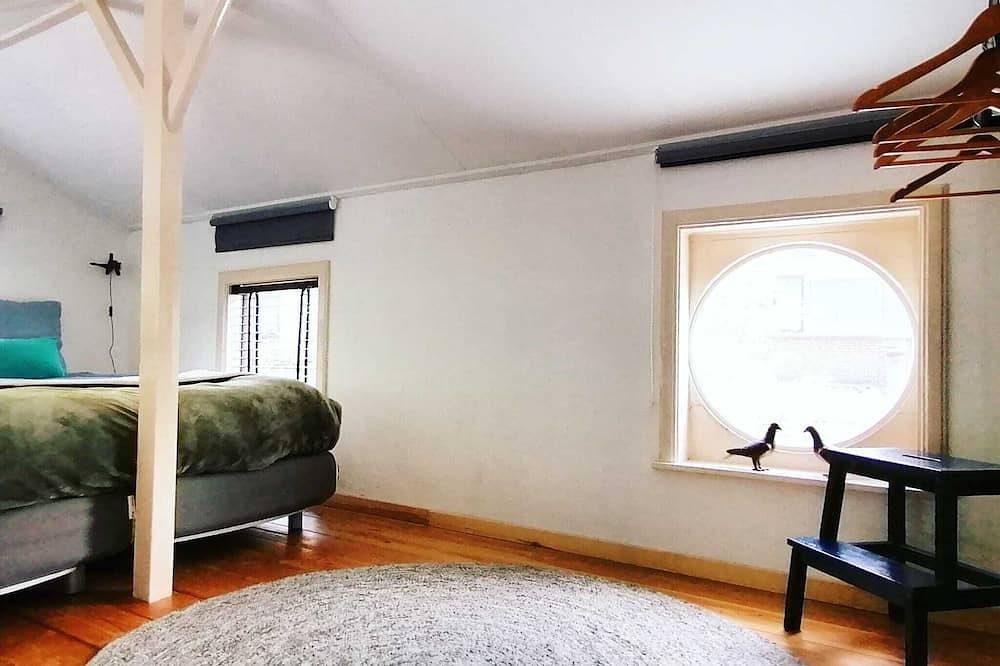 A Lovely Tiny House Near the Beautiful Downtown Area of Delft in Delft, Stadsgewest Haaglanden