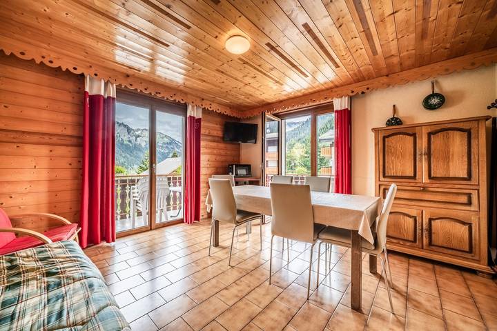 Appart’hôtel pour 6 personnes, avec balcon et sauna, animaux acceptés