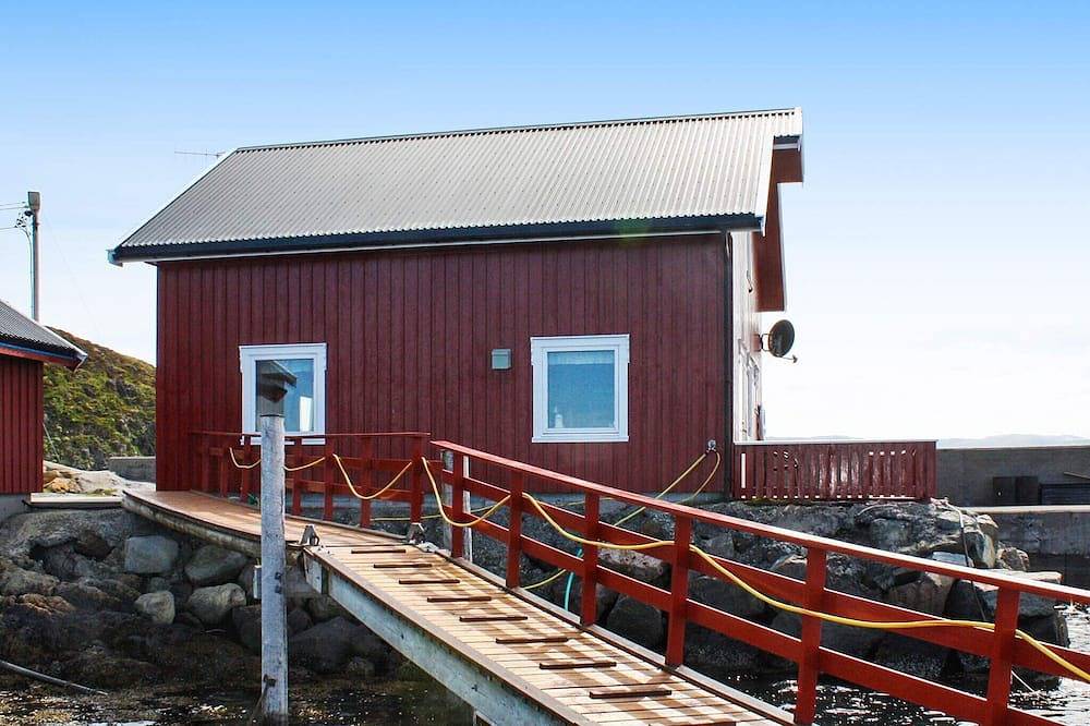 6 person holiday home in Brekstad in Ørland