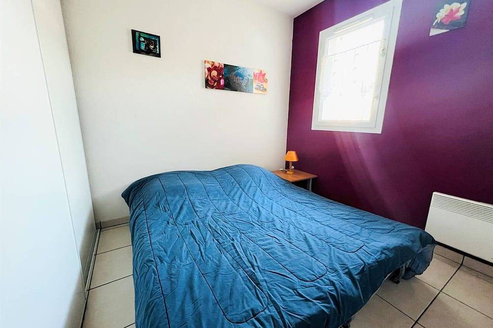 Entire apartment, Cozy 1Br Apt in Cambo-les-Bains with Pool, Terrace, Parking & Pet-Friendly in Cambo-les-Bains, Bayonne region