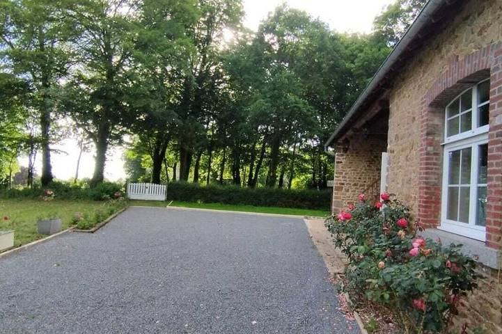 Location de vacances pour 5 personnes, avec jardin à Saint-Martin-des-Champs (Avranches)
