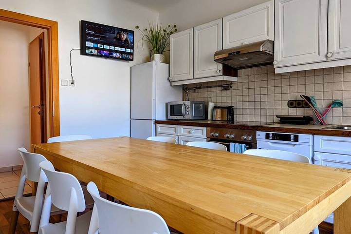 Ferienwohnung für 7 Personen, mit Garten und Balkon in Wels