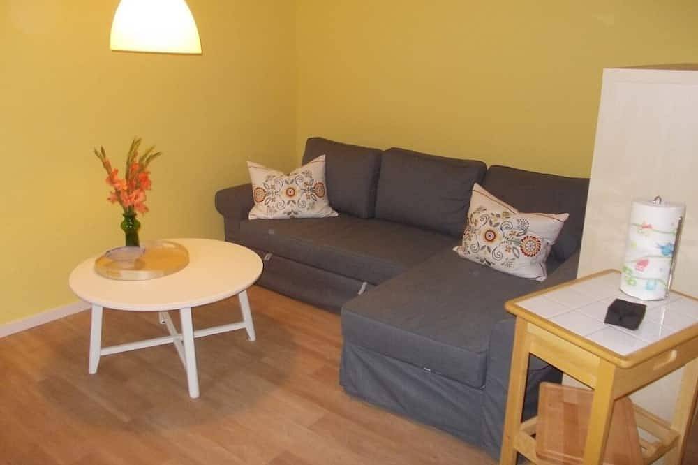 Entire apartment, Vacation apartment/apartment for 2 guests with 40m² in Marlow (93355) in Marlow, Western Pomerania