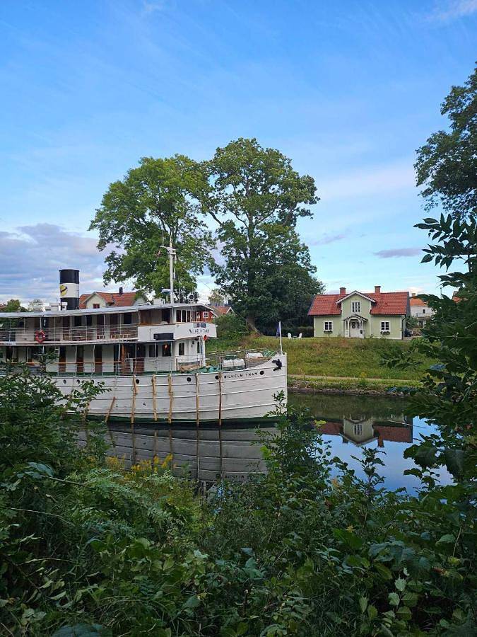 Kanalhuset in Motala, Vättern