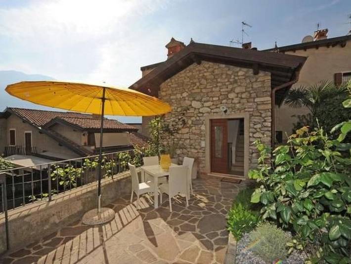 Ferienhaus für 3 Personen, mit Terrasse und Garten sowie Ausblick in Limone sul Garda
