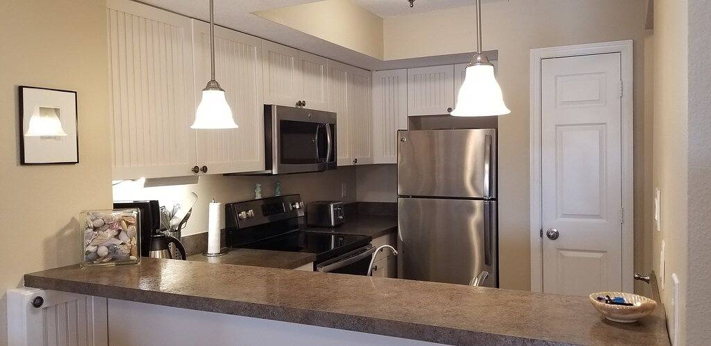 Ganze Wohnung, Kunstvoller Komfort zu Ehren der Seeleute und des Meeres in Avon (NC), Pamlico Sound