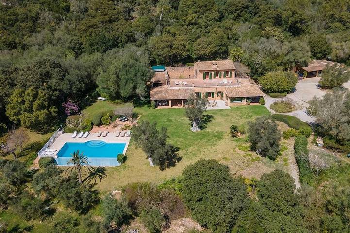 Maison de vacances pour 10 personnes, avec terrasse et sauna à Esporles