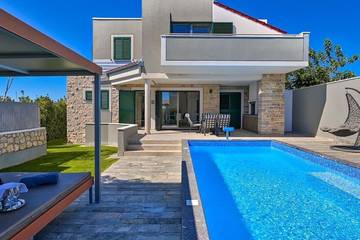 Villa für 5 Personen, mit Balkon, mit Haustier in Novalja