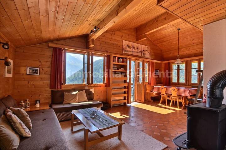 Casa rural para 6 personas, con balcón - 1