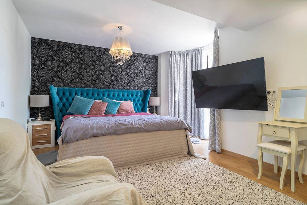 4 bedroom gorgeous home in Mijas in Riviera del Sol, Mijas