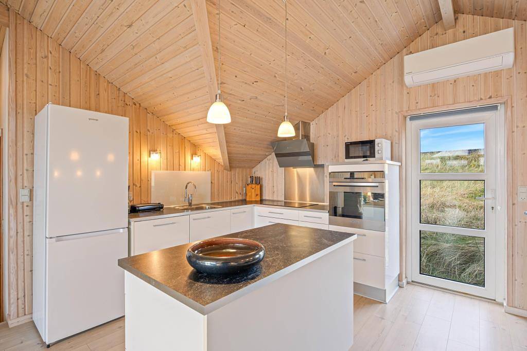 Modernes Ferienhaus mit Whirlpool und Sauna in Skodbjerge, Årgab