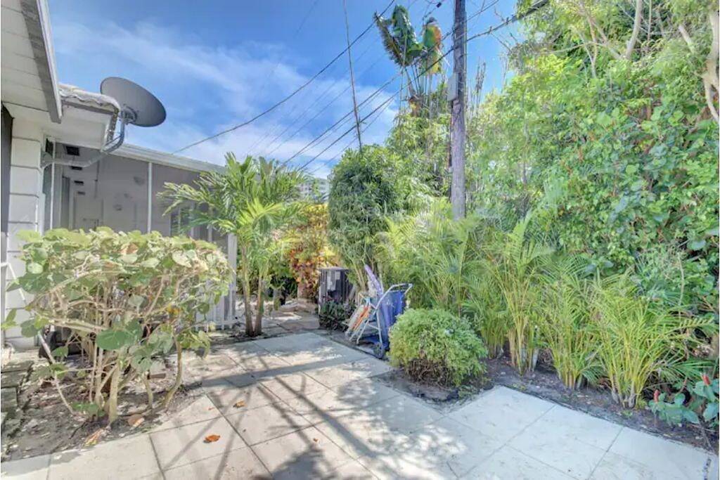 B.E.A.C.H. Best Escape Anyone Could Have. 2br/2bth in Delray Beach, Palm Beach County