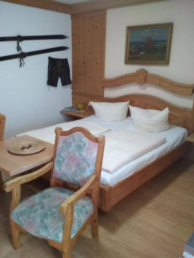 Ferienwohnung für 3 Personen, mit Pool und Sauna