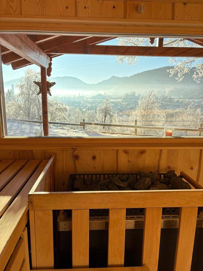 Ferienwohnung für 2 Personen, mit Balkon und Terrasse sowie Garten und Sauna in Hausham - 4