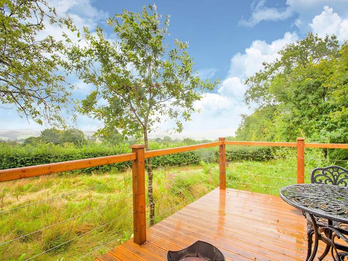 Vintage Holiday home in Welshpool with Garden in Powys