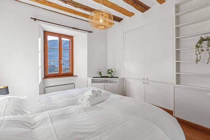 Appartement entier, Appartement élégant dans le Château des Vidomnes in Sierre, Région de Sion-Sierre