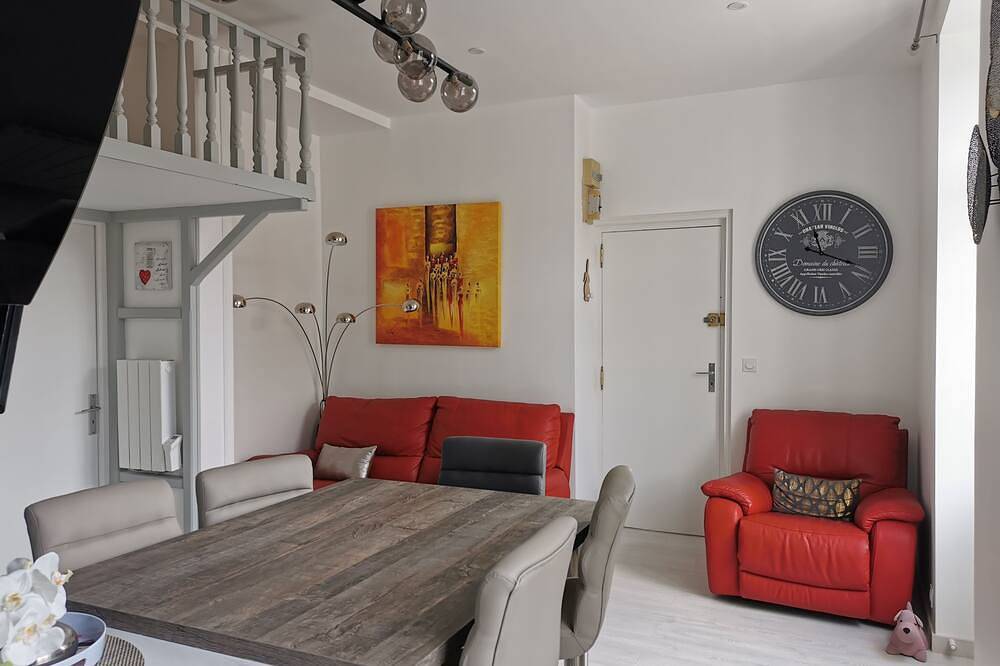 Apartamento entero, Gîte des 3 Plages 4/6 Personnes à 3 mn à Pied des Plages et 100 m des Commerces in Lancieux, Región de Dinan