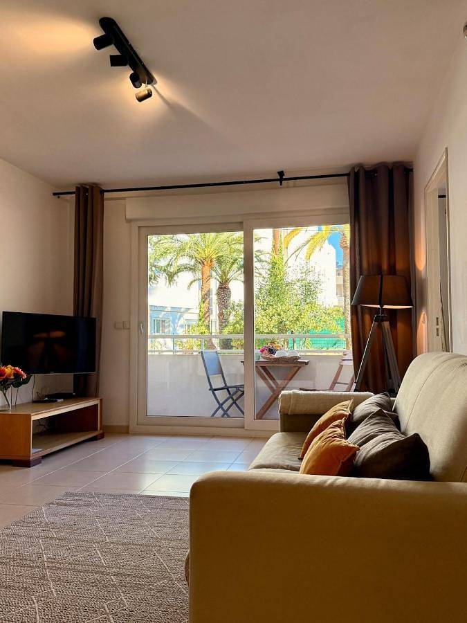 Appartement entier, Le Allan By Apirent #Balcony #Central #Wi-Fi in Cannes, Côte méditerranéenne (France)