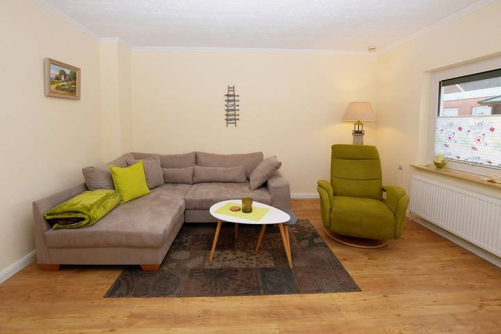Ganze Wohnung, Ferienwohnung Möwe  im Haus Alina in Hafen Büsum, Büsum