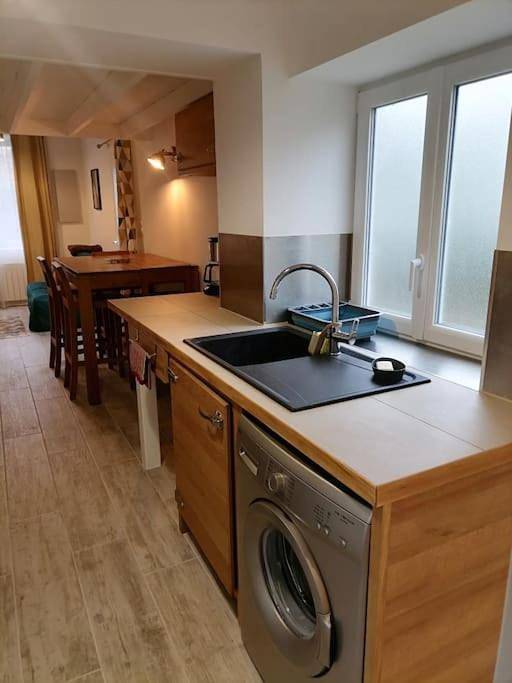 Appartement entier, Studio 2 à 4 personnes in Dompierre-sur-Mer, Région de La Rochelle