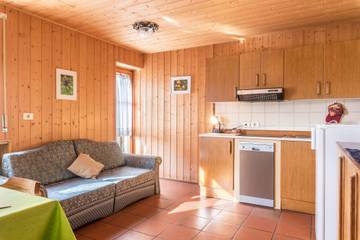 Gîte pour 3 personnes, avec balcon et jardin à Funes