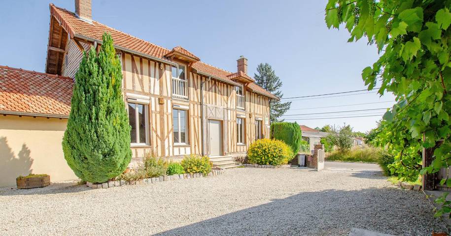 Gîte pour 5 personnes, avec terrasse et jardin dans 