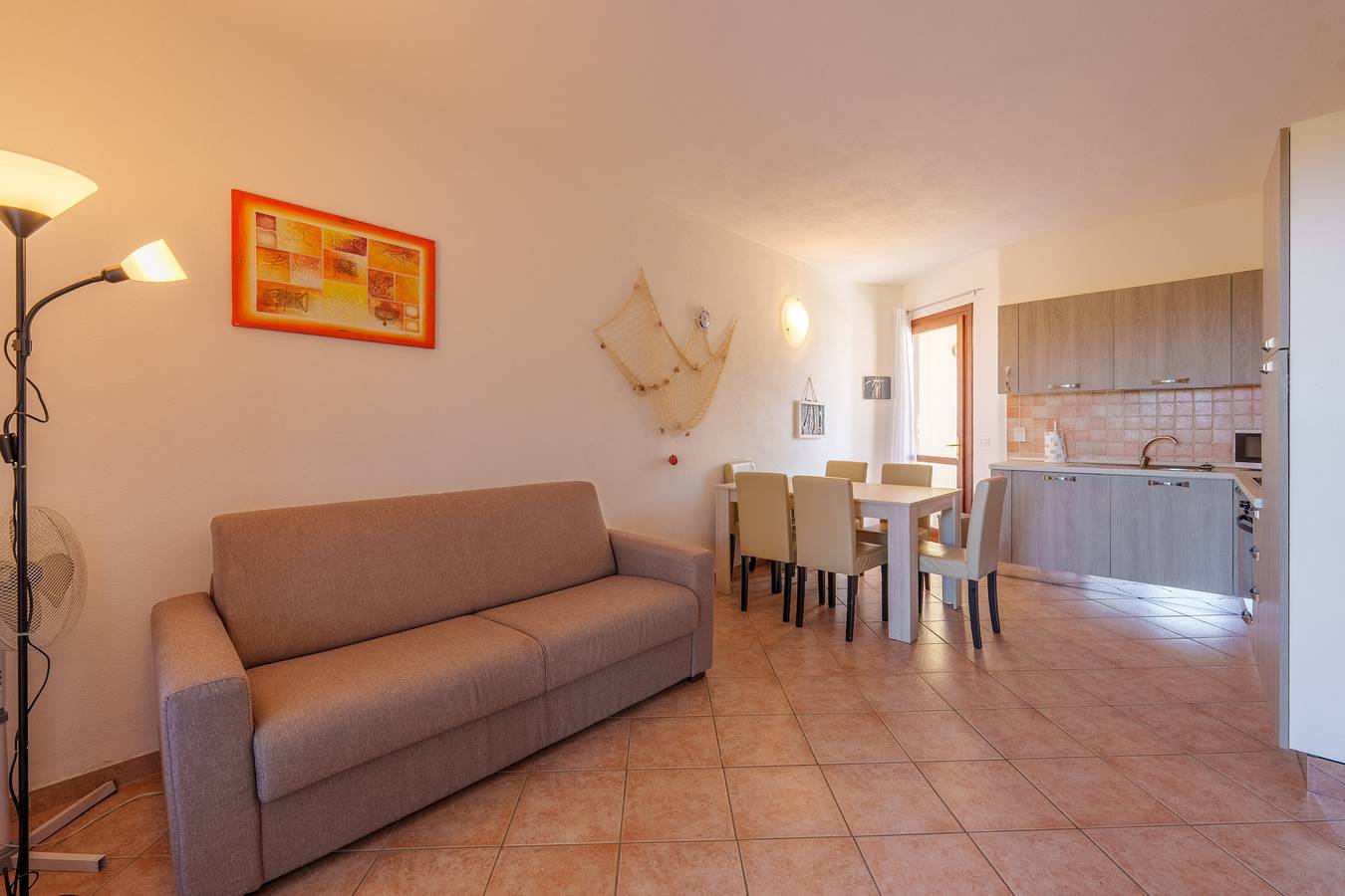Appartamento intero, Appartamento per vacanze "Melograno" con piscina condivisa, terrazza privata e aria condizionata in Porto San Paolo, Loiri Porto San Paolo