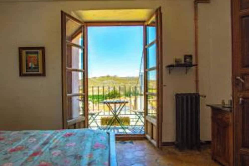 Casa don Eliseo, un alma de aquel entonces in Castilléjar, Geoparque de Granada