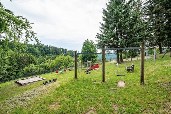 Ferienhaus für 32 Personen, mit Garten in Bad Herrenalb - 3