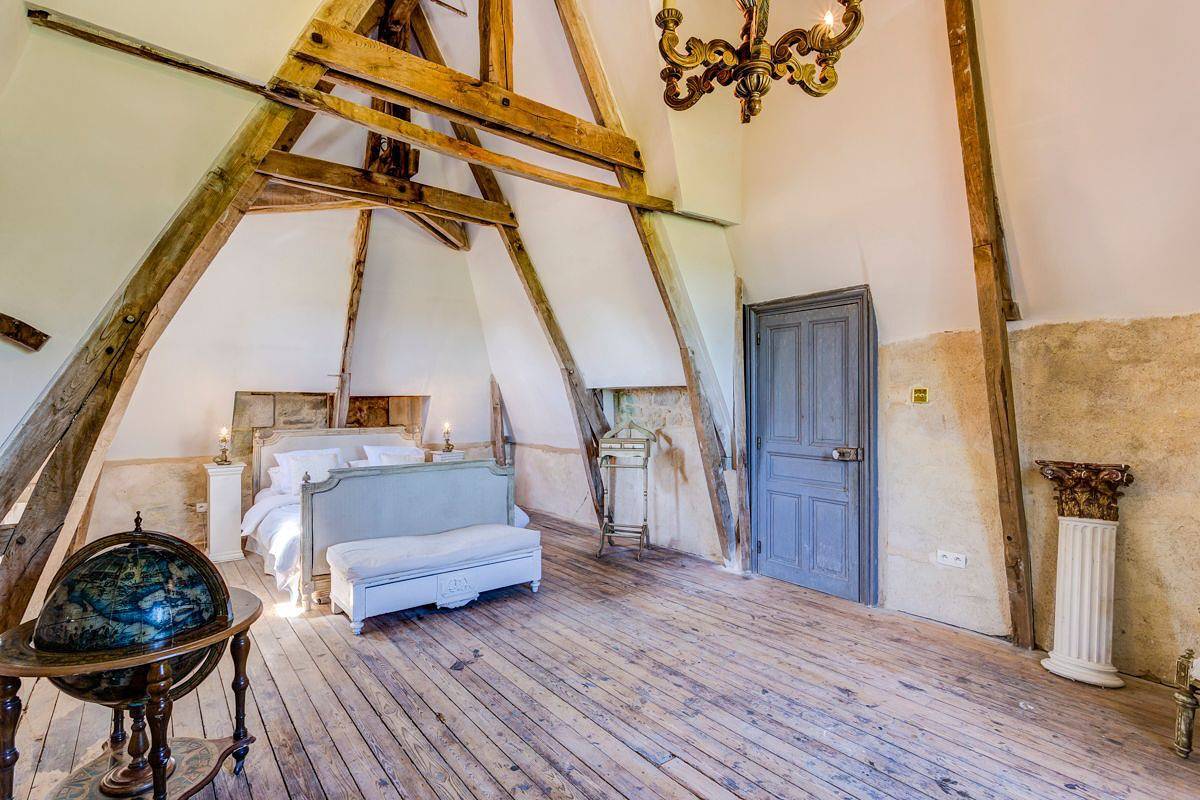 Château pour 10 personnes avec jardin in Lignol, Région de Pontivy