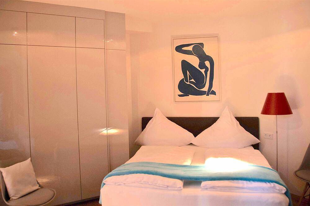 Ganze Wohnung, Exklusive 2-Zimmer-Wohnung am Schloss Bensberg in Bergisch Gladbach, Rheinisch-Bergischer Kreis