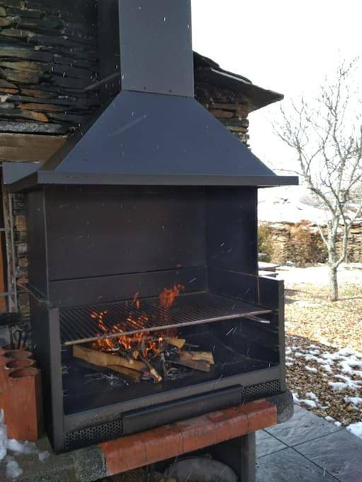 Casa rural para 16 personas, con vistas además de piscina y jardín en Sierra De Ayllón - 4
