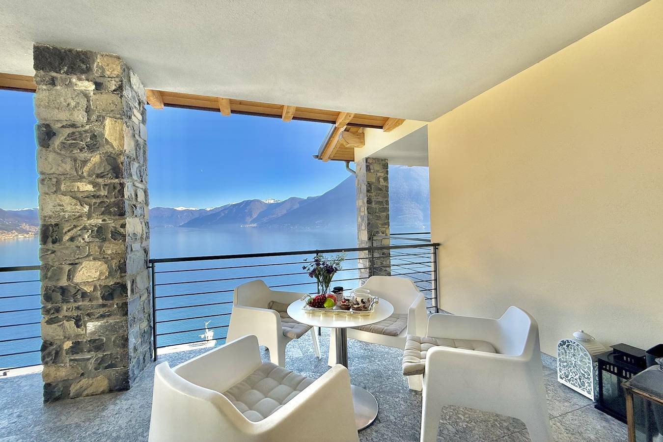 Entire apartment, Residence degli Oleandri 6A in Argegno, Comune di Argegno