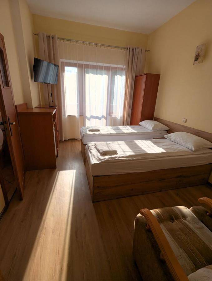 Ferienhaus für 5 Personen, mit Balkon und Ausblick sowie Garten, mit Haustier