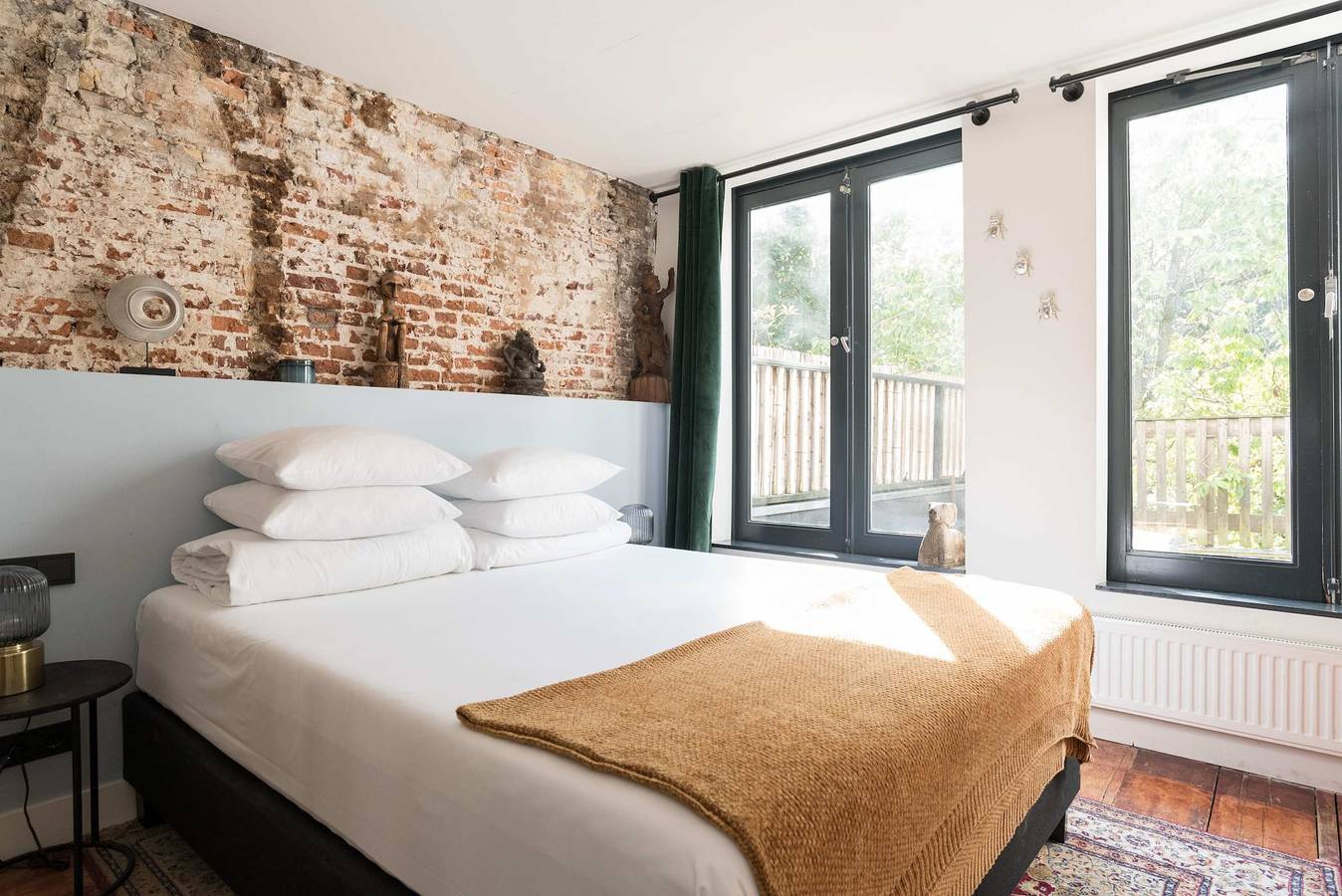 Entire studio, Twenty Five Garden (Room 2) in Dutch Coast