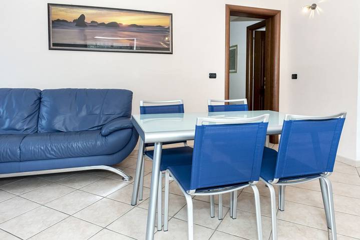 Ganze Wohnung, Ferienwohnung für 8 Personen mit Balkon/Terrasse in Monte Conero, Ancona