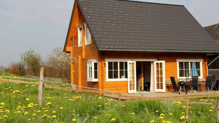 Ferienhaus für 9 Personen, mit Sauna und Garten