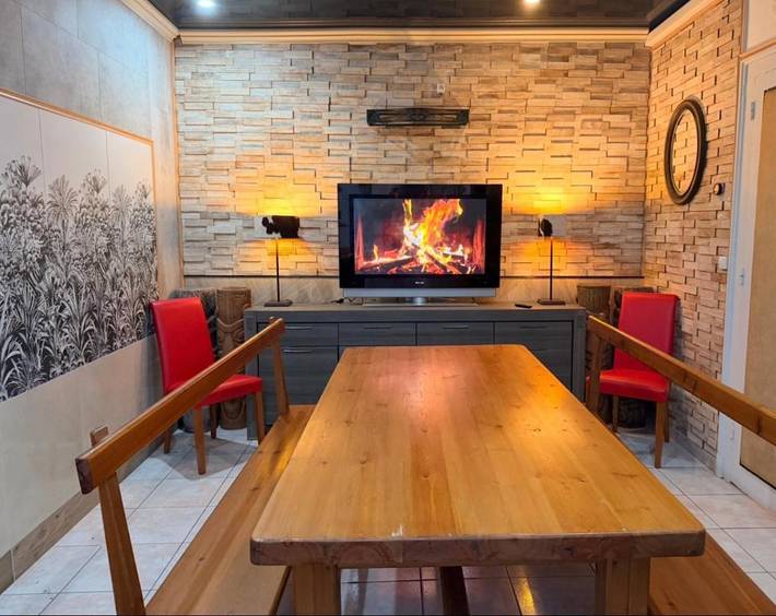 Location de vacances pour 10 personnes, animaux acceptés à Marconne