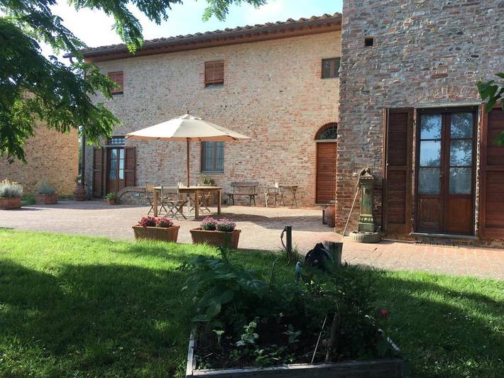 Casa vacanza per 4 persone, con Giardino e Panorama a Montespertoli