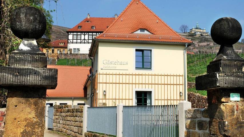 Ferienwohnung für 4 Personen, mit Garten und Terrasse in Radebeul
