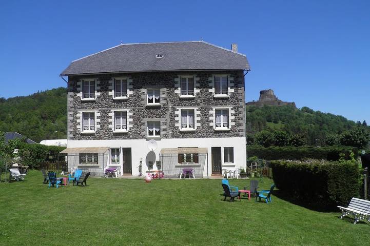 Gîte pour 2 personnes dans Office De Tourisme De Murolo