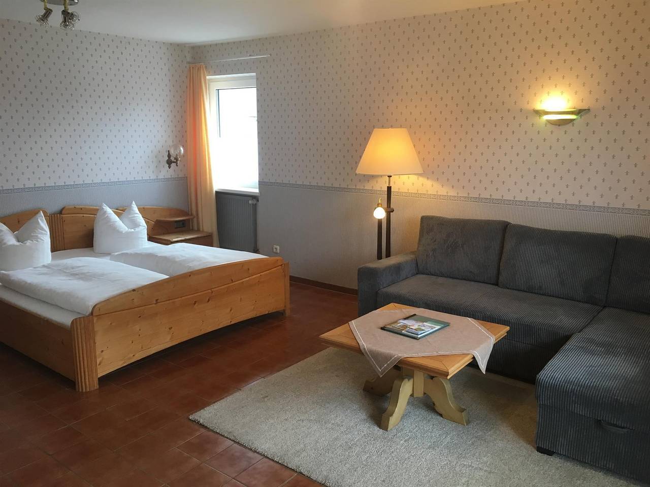 Ganze Ferienwohnung, Landhaus Sonnegg - Familie Schuster in Riezlern, Mittelberg