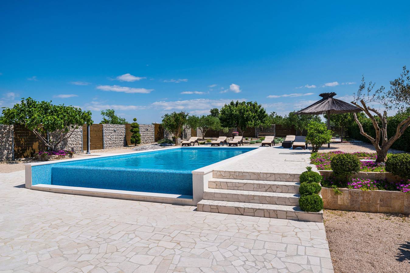 Villa for 8 Guests in Grad Benkovac, Dalmatia