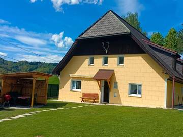 Ferienhaus für 8 Personen, mit Garten am Traunsee