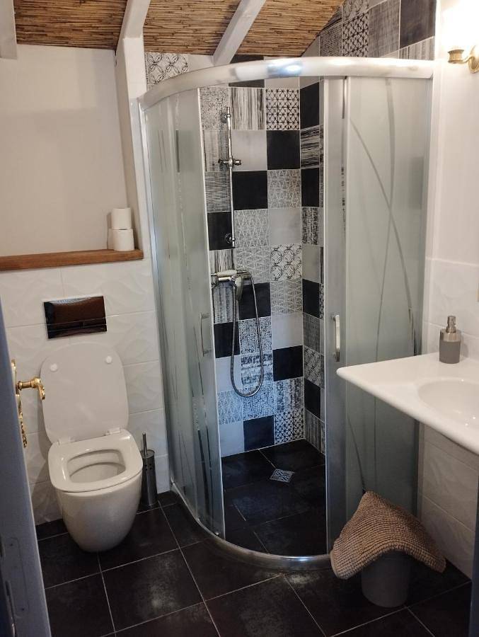 Chambre d’hôte pour 4 personnes, avec jardin ainsi que vue et piscine au Parc Naturel Régional du Marais poitevin - 3