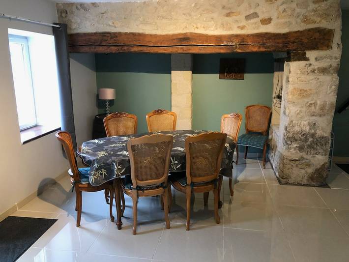 Gîte pour 9 personnes, avec jardin et terrasse à Saint-Bonnet-le-Froid - 4