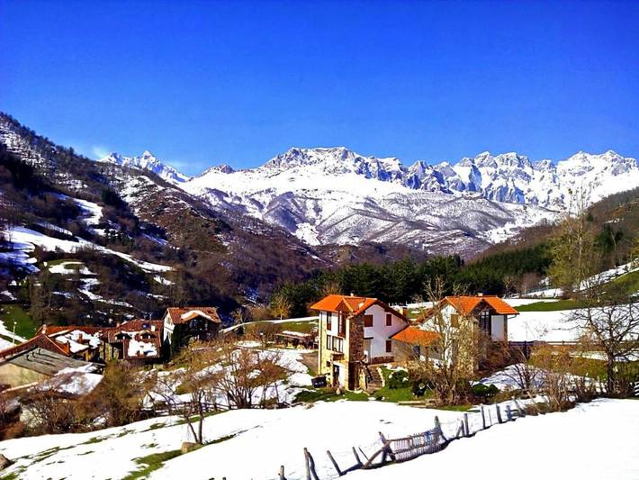 Casa rural para 5 personas, con Terraza y Jardín en Liébana