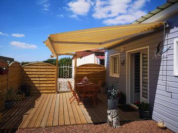 Gîte pour 2 personnes, avec jardin et terrasse dans Longroy