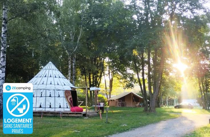 Tente pour 4 personnes, avec sauna dans le Puy-de-Dôme
