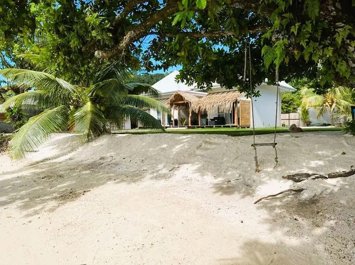 Apartamento de vacaciones para 4 personas, con jardín además de vistas y terraza - 1